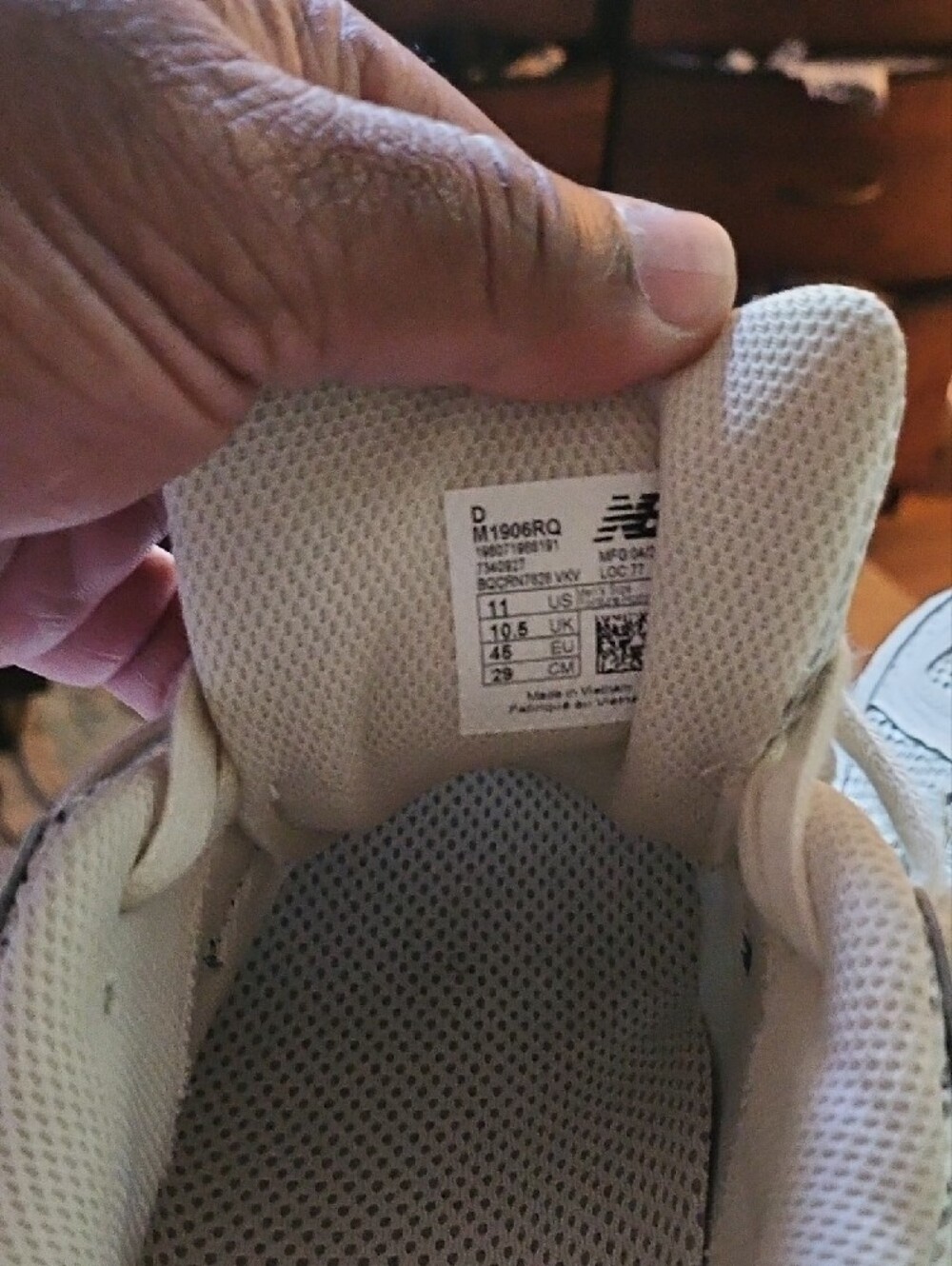 1906R New Balance Off White and Green Mesh Running Shoes - Picture 5 of 7